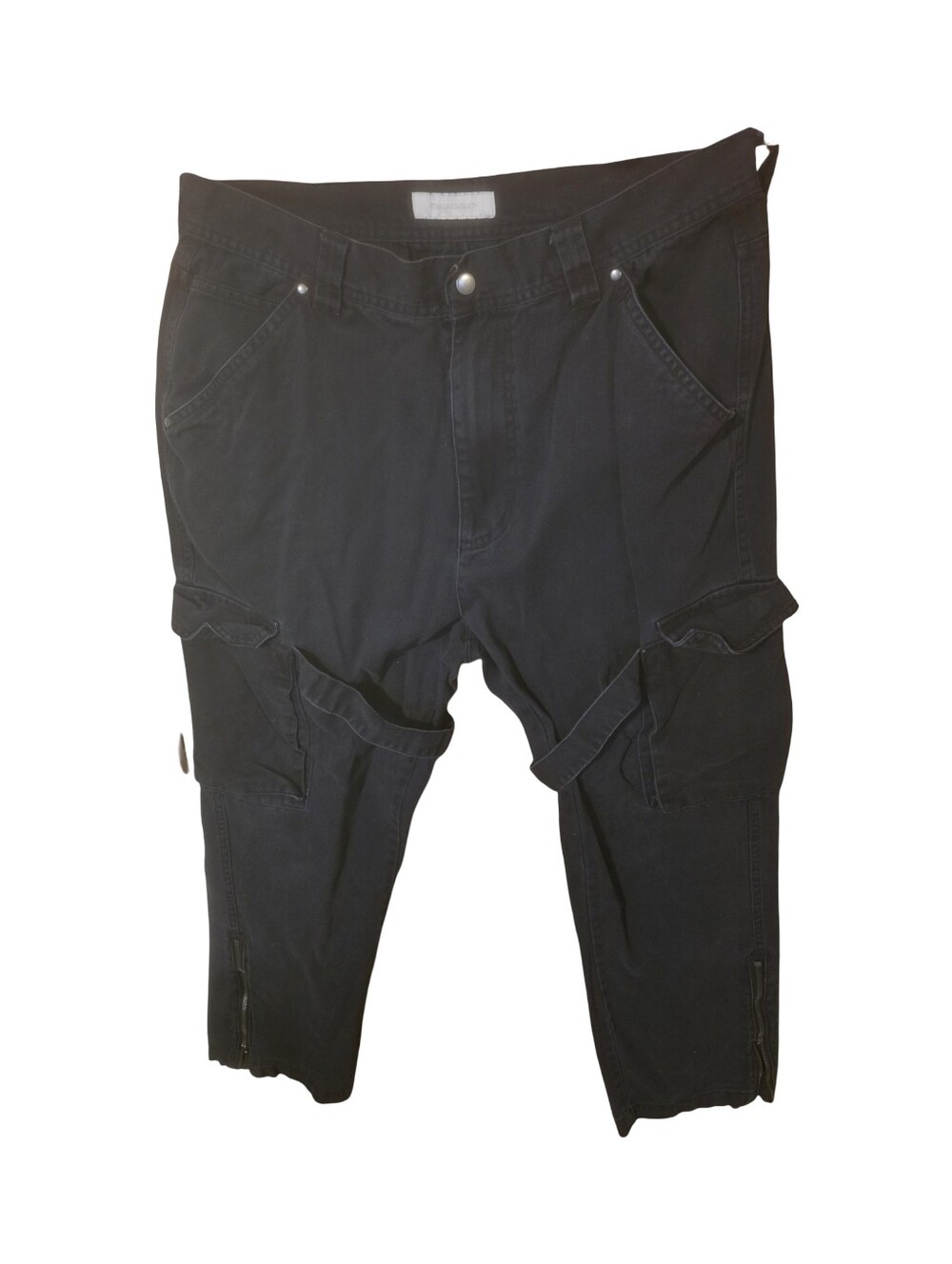 Men's Black Cargo Pants — Classic Utility Style